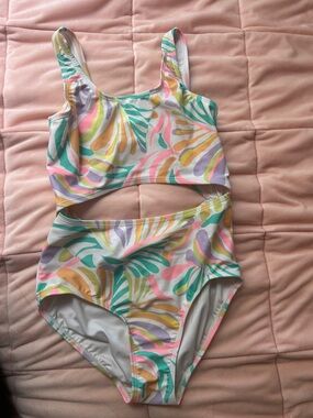 Girls One Piece Bathing Suit